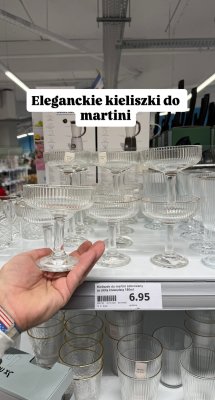 Kieliszek do martini żebrowany ze złotą krawędzią 180 ml promocja w Action