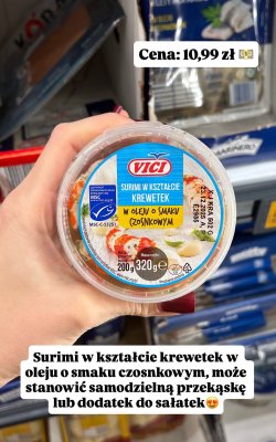 Surimi w kształcie krewetek w oleju o smaku czosnkowym VICI promocja w Biedronka