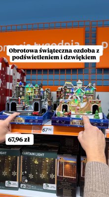 Obrotowa świąteczna ozdoba Magic Village z podświetleniem i dźwiękiem promocja w Action