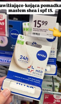 Pomadka nawilżająco-kojąca Med Repair z masłem shea SPF 15 promocja w Rossmann