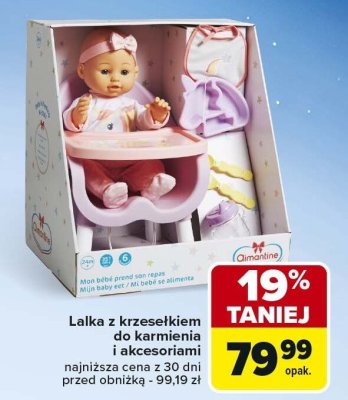 Lalka z krzesełkiem do karmienia i akcesoriami promocja w Carrefour