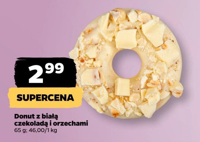 Donut z białą czekoladą i orzechami promocja w Netto