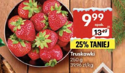 Truskawki promocja w Delikatesy Centrum