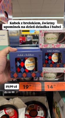 Kubek z brelokiem  promocja w Biedronka