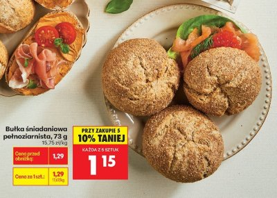 Bułka śniadaniowa pełnoziarnista, 73 g promocja w Biedronka