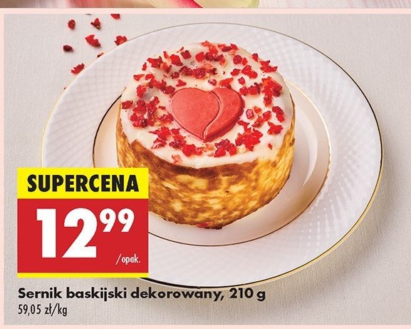 Sernik baskijski dekorowany promocja