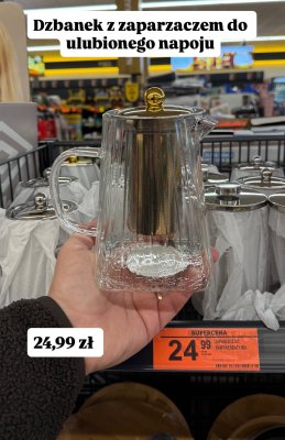 Dzbanek z zaparzaczem  promocja w Biedronka