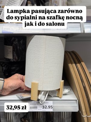 Lampka na drewnianej podstawie 16x24,5cm różne kolory promocja w Action
