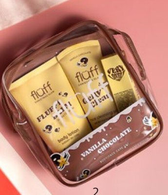 Zestaw Vanilla Chocolate - żel do mycia twarzy, balsam do ciała, błyszczyk do ust Fluff promocja w Rossmann