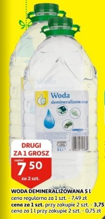 Woda demineralizowana Podniesiony kciuk promocja