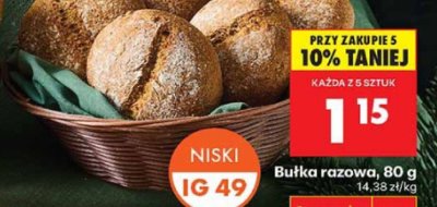 Bułka razowa, 80 g promocja w Biedronka