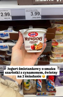 Jogurt śmietankowy Wypasiony szarlotka z cynamonem promocja w Dino