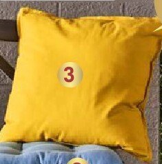 Poduszka Hiva 3663602684428 wym. 45 x 45 cm  promocja w Castorama