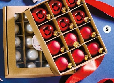 Bombki szklane gładkie 12 szt.  promocja w Biedronka