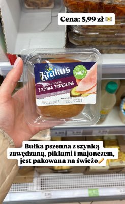 Bułka pszenna z szynką zawędzaną, piklami i majonezem Krakus promocja w Dino