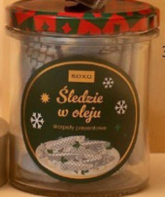 Śledzie w oleju skarpety prezentowe Soxo promocja w Rossmann