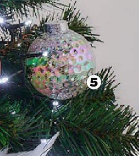 Bombki z efektem benzyny promocja w Netto