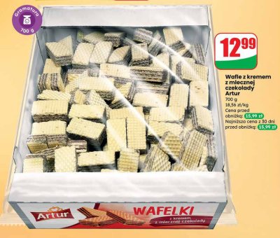 Wafle z kremem z mlecznej czekolady Artur promocja w Dino