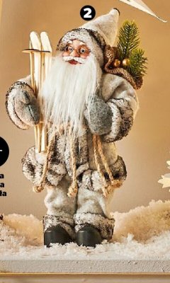 Mikołaj z nartami i workiem promocja w Netto