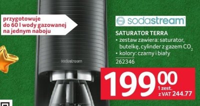 SODASTREAM SATURATOR TERRA zestaw zawiera saturator i 1 butelkę z wymiennym wkładem CO2 kolory czarny biały promocja w Selgros