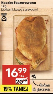 Kaczka faszerowana jab艂kami promocja w Delikatesy Centrum