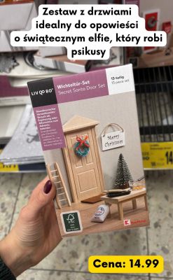 Zestaw z drzwiami Secret Santa Door  promocja w Kaufland