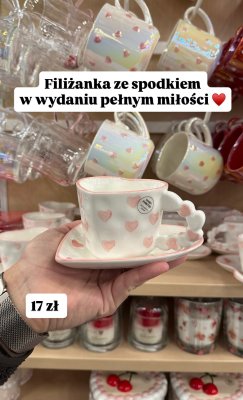 Filiżanka ze spodkiem w serca promocja w Pepco