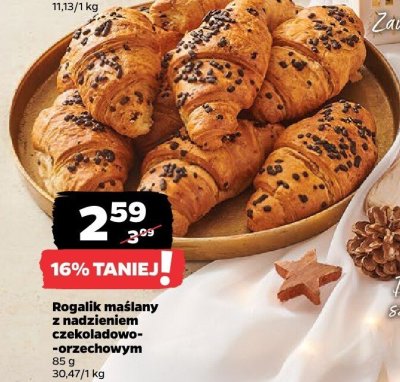 Rogalik maślany z nadzieniem czekoladowo-orzechowym promocja w Netto