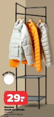 Narożny stojak na ubrania promocja w Netto