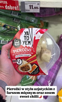 Pierożki w stylu azjatyckim z farszem mięsnym oraz sosem sweet chilli Ya To Yem by SmakMak 250g promocja w Intermarche